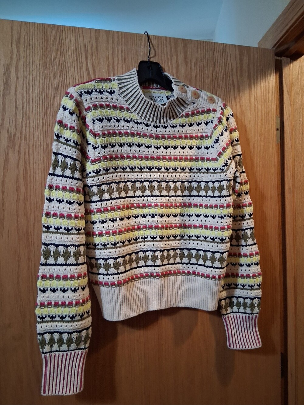 Scotch & Soda (Amsterdam), crochet-knit sweater/dutch fashion brand , Pullover